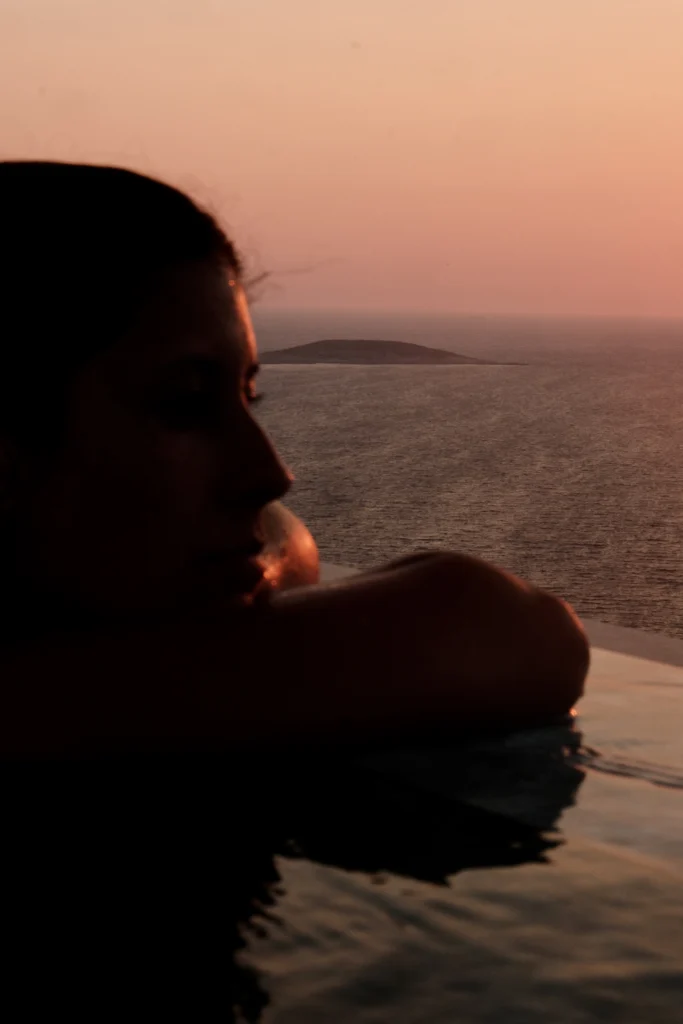 Lyxos Hotel, Kaş: silueta frente al atardecer