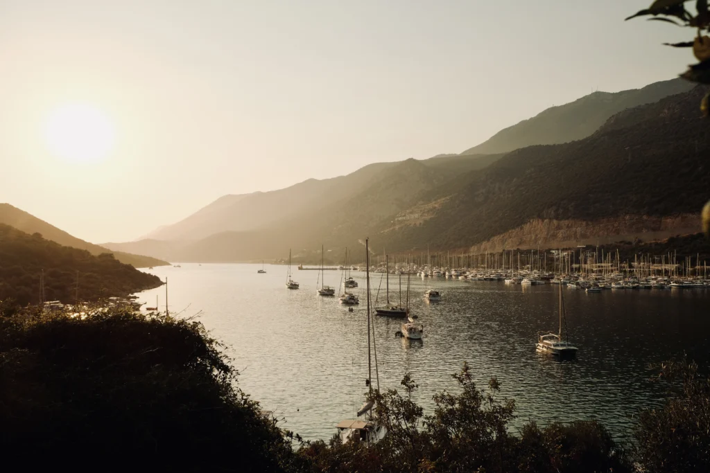 Lyxos Hotel, Kaş: la bahía de Kaş al atardecer